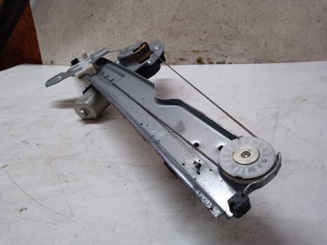 bontott DACIA DUSTER Bal első Ablakemelő Szerkezet (Elektromos)