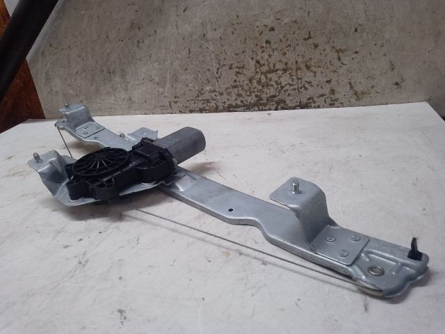 bontott DACIA DUSTER Bal első Ablakemelő Szerkezet (Elektromos)