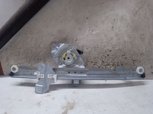 bontott DACIA DUSTER Bal első Ablakemelő Szerkezet (Elektromos)