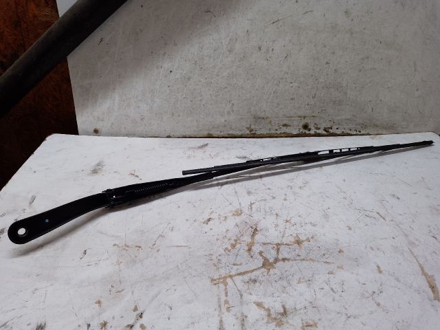 bontott DACIA DUSTER Bal első Ablaktörlő Kar