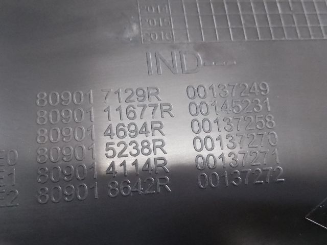 bontott DACIA DUSTER Bal első Ajtó Kárpit