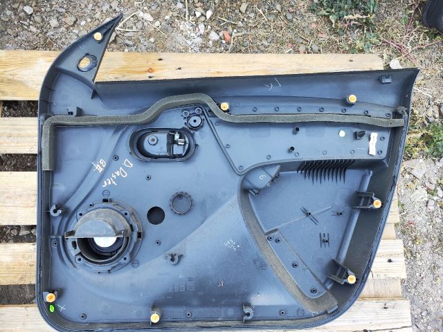 bontott DACIA DUSTER Bal első Ajtó Kárpit