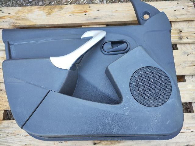 bontott DACIA DUSTER Bal első Ajtó Kárpit