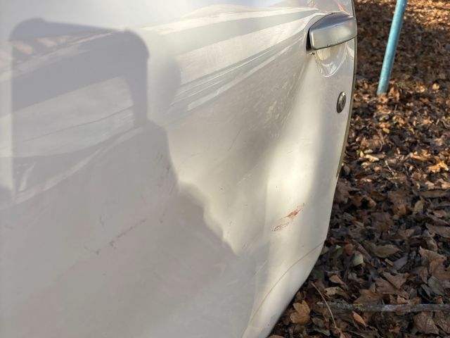 bontott DACIA DUSTER Bal első Ajtó (Részeivel)