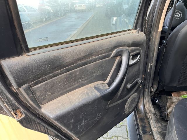 bontott DACIA DUSTER Bal első Ajtóhatároló