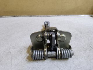 bontott DACIA DUSTER Bal első Ajtóhatároló