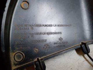 bontott DACIA DUSTER Bal első Ajtókeret Burkolat