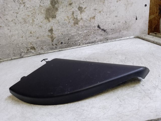 bontott DACIA DUSTER Bal első Ajtókeret Burkolat