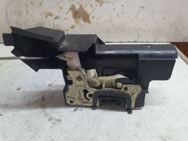 bontott DACIA DUSTER Bal első Ajtózár