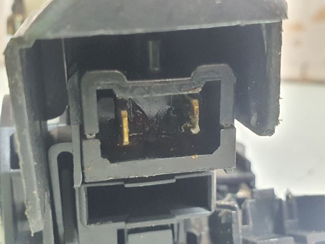 bontott DACIA DUSTER Bal első Ajtózár