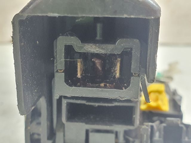 bontott DACIA DUSTER Bal első Ajtózár