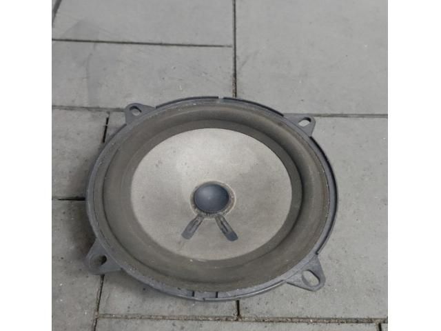 bontott DACIA DUSTER Bal első Hangszóró