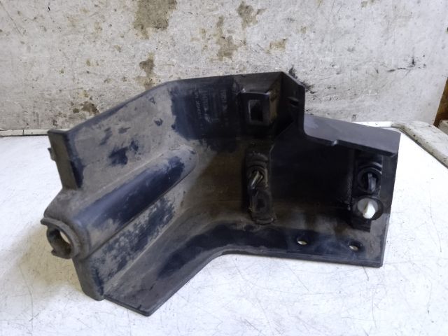 bontott DACIA DUSTER Bal első Küszöb Légterelő Vég