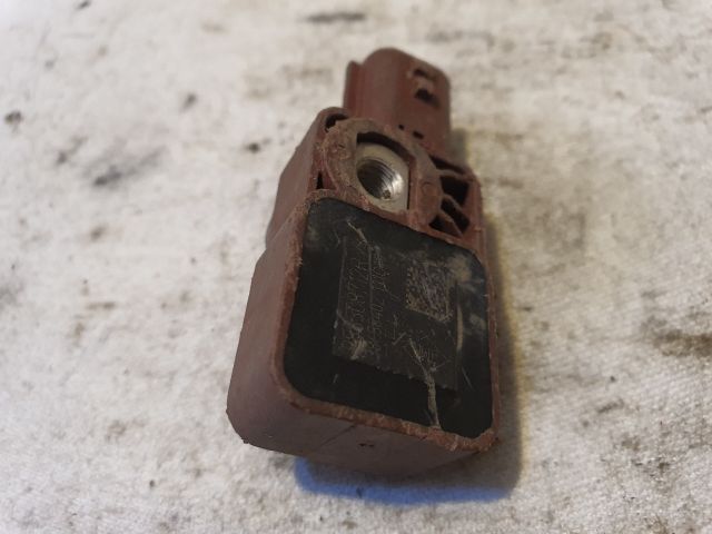 bontott DACIA DUSTER Bal első Oldal Ütközés Érzékelő