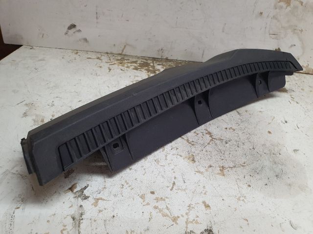 bontott DACIA DUSTER Bal első Sárvédő Díszléc