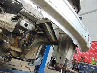 bontott DACIA DUSTER Bal első Ütközéscsillapító