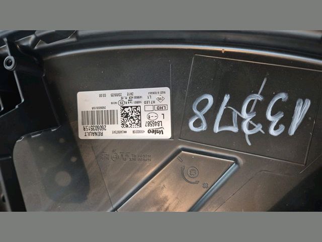 bontott DACIA DUSTER Bal Fényszóró