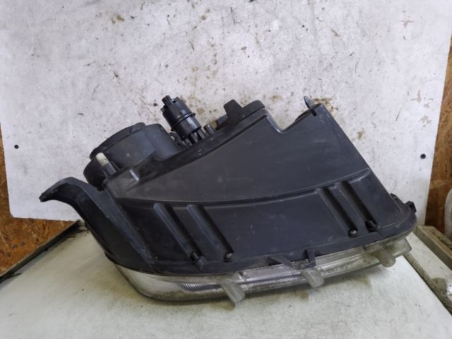 bontott DACIA DUSTER Bal Fényszóró