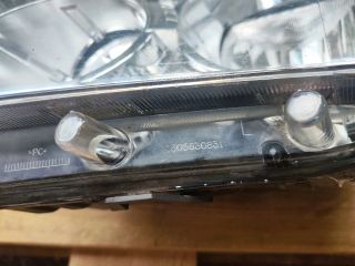 bontott DACIA DUSTER Bal Fényszóró