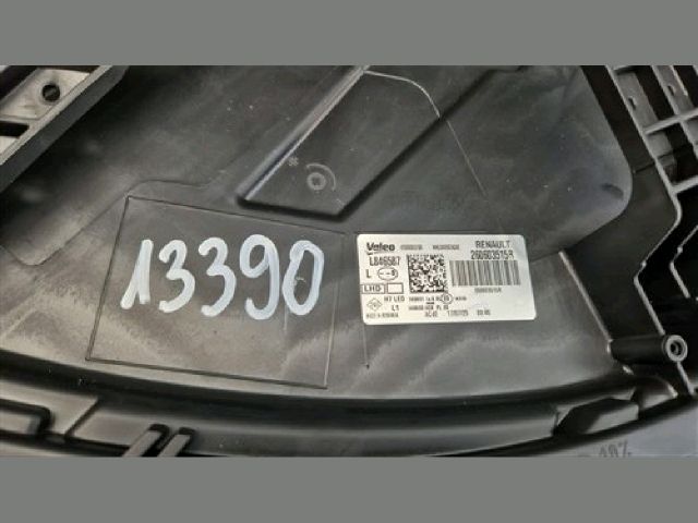 bontott DACIA DUSTER Bal Fényszóró