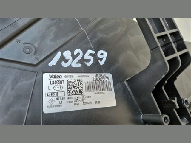 bontott DACIA DUSTER Bal Fényszóró