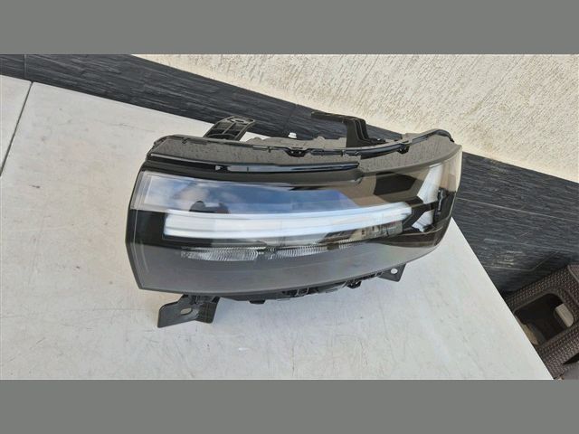 bontott DACIA DUSTER Bal Fényszóró