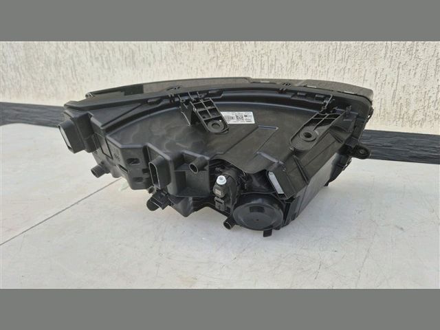 bontott DACIA DUSTER Bal Fényszóró