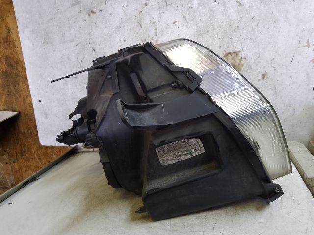 bontott DACIA DUSTER Bal Fényszóró