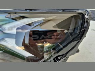 bontott DACIA DUSTER Bal Fényszóró