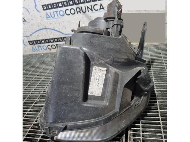 bontott DACIA DUSTER Bal Fényszóró