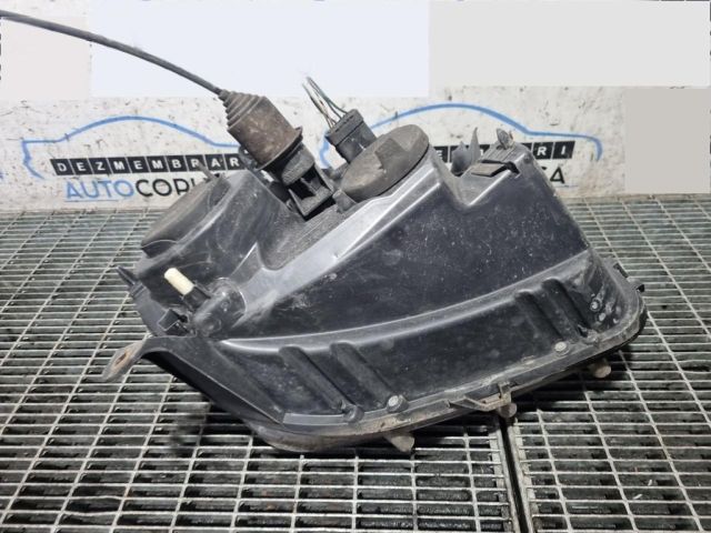 bontott DACIA DUSTER Bal Fényszóró