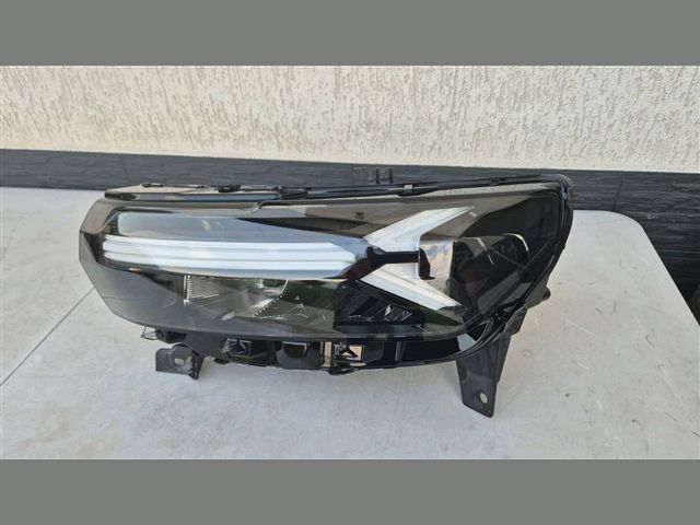 bontott DACIA DUSTER Bal Fényszóró