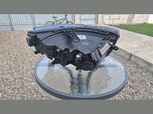 bontott DACIA DUSTER Bal Fényszóró