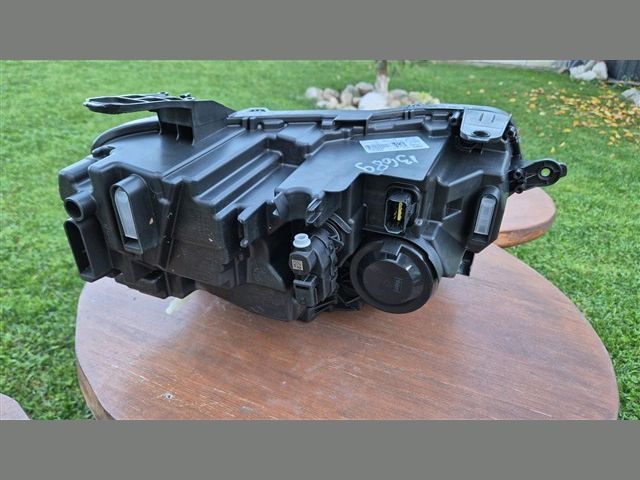 bontott DACIA DUSTER Bal Fényszóró