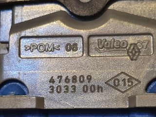 bontott DACIA DUSTER Bal hátsó Ablakemelő Kapcsoló