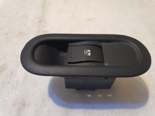 bontott DACIA DUSTER Bal hátsó Ablakemelő Kapcsoló