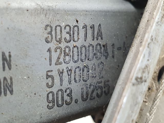 bontott DACIA DUSTER Bal hátsó Ablakemelő Szerkezet (Elektromos)