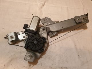 bontott DACIA DUSTER Bal hátsó Ablakemelő Szerkezet (Elektromos)