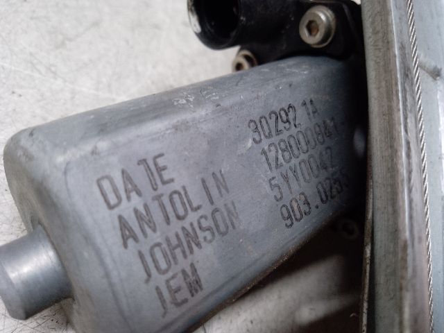 bontott DACIA DUSTER Bal hátsó Ablakemelő Szerkezet (Elektromos)