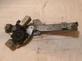 bontott DACIA DUSTER Bal hátsó Ablakemelő Szerkezet (Elektromos)