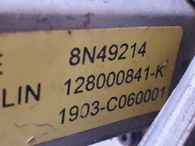 bontott DACIA DUSTER Bal hátsó Ablakemelő Szerkezet (Elektromos)