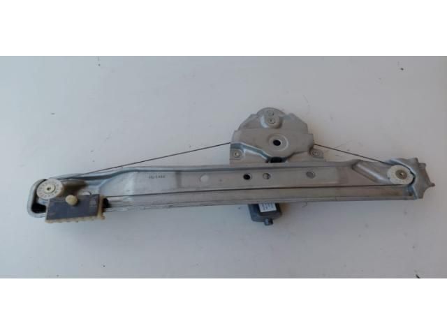 bontott DACIA DUSTER Bal hátsó Ablakemelő Szerkezet (Elektromos)