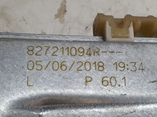 bontott DACIA DUSTER Bal hátsó Ablakemelő Szerkezet (Mechanikus)