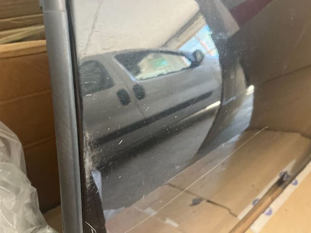 bontott DACIA DUSTER Bal hátsó Ajtó (Részeivel)