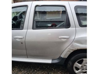 bontott DACIA DUSTER Bal hátsó Ajtó (Üres lemez)