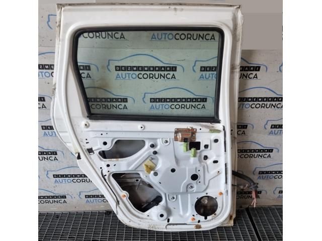 bontott DACIA DUSTER Bal hátsó Ajtó (Üres lemez)