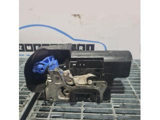 bontott DACIA DUSTER Bal hátsó Ajtózár