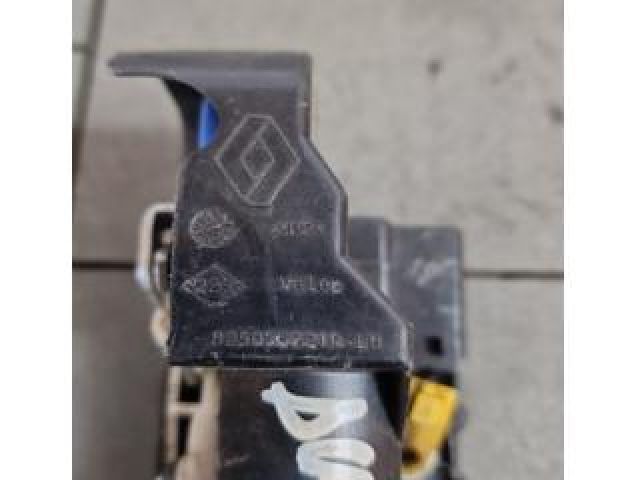 bontott DACIA DUSTER Bal hátsó Ajtózár