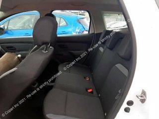 bontott DACIA DUSTER Bal hátsó Belső Küszöb Burkolat
