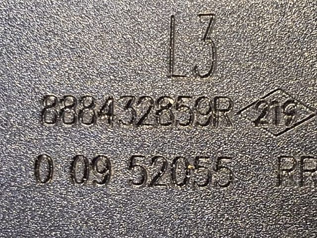 bontott DACIA DUSTER Bal hátsó Biztonsági Öv Csat